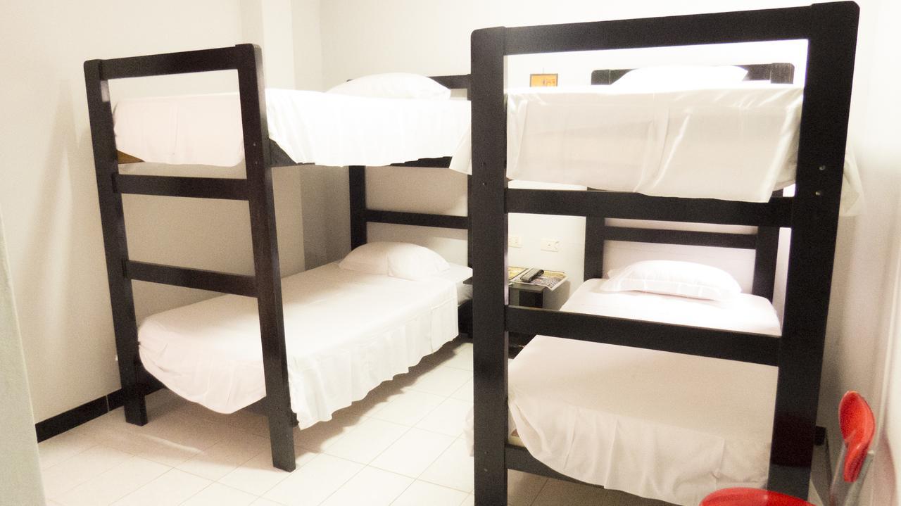 Jer'S Hostal Tumbes Εξωτερικό φωτογραφία