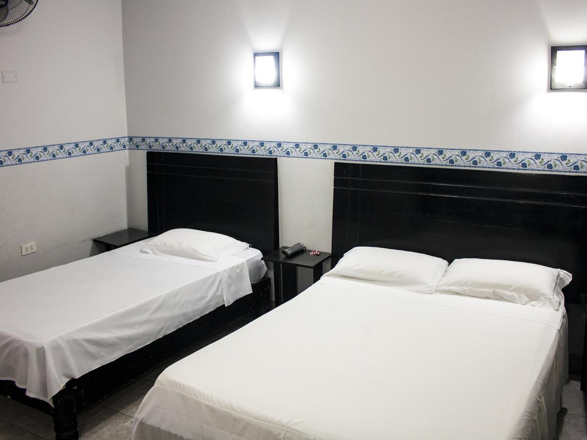 Jer'S Hostal Tumbes Εξωτερικό φωτογραφία