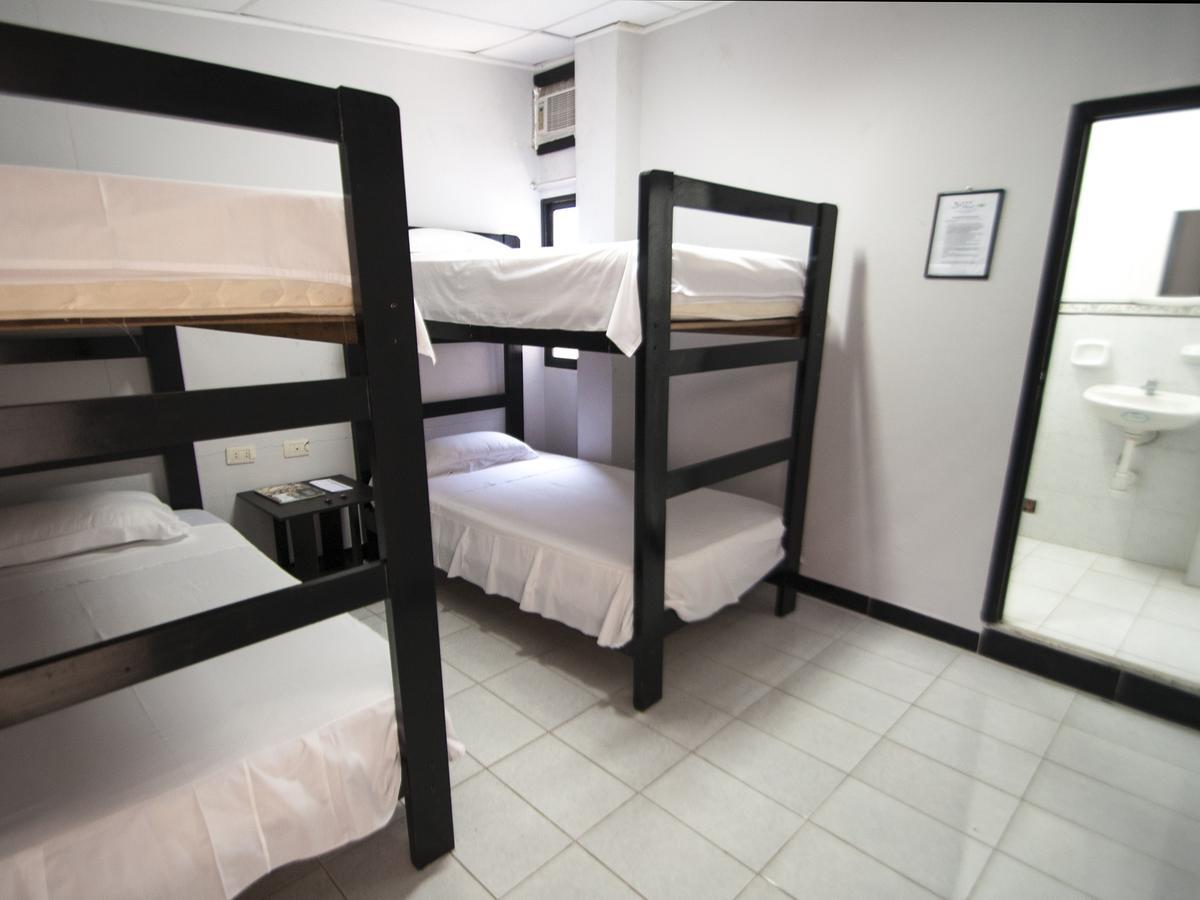 Jer'S Hostal Tumbes Εξωτερικό φωτογραφία