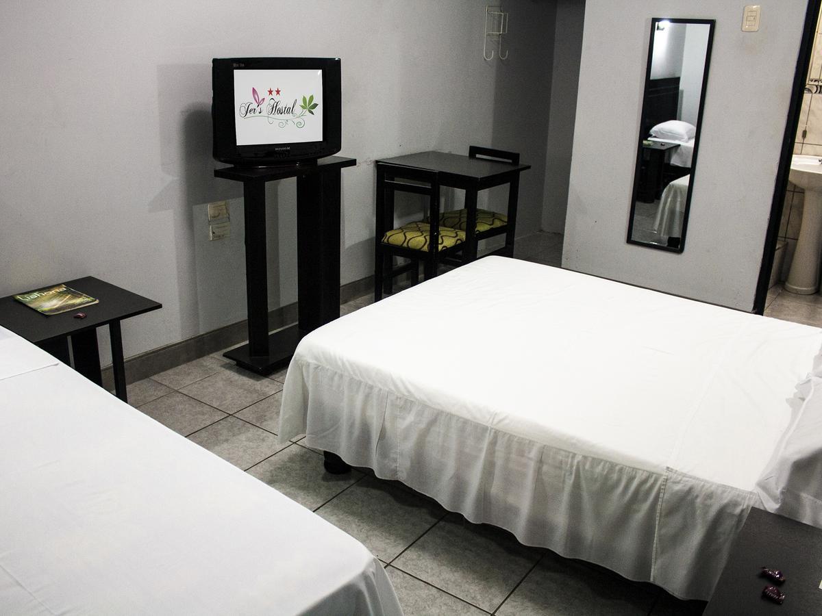 Jer'S Hostal Tumbes Εξωτερικό φωτογραφία