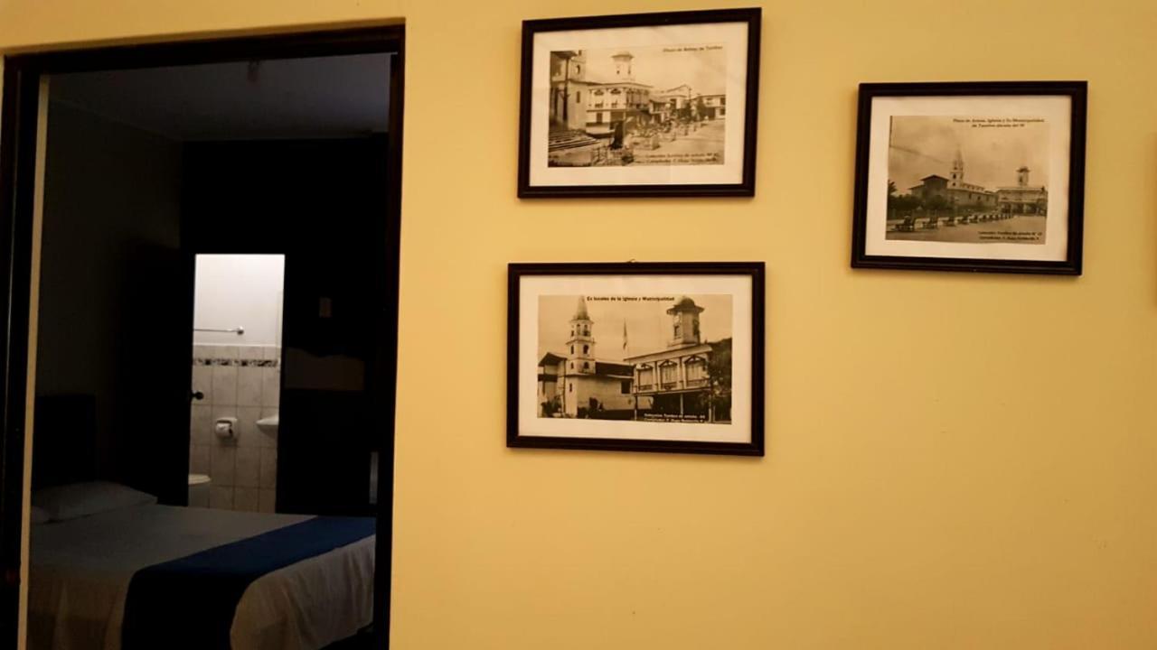 Jer'S Hostal Tumbes Εξωτερικό φωτογραφία